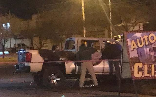 Tiroteo al sur deja dos muertos; uno falleció calcinado, al parecer era policía