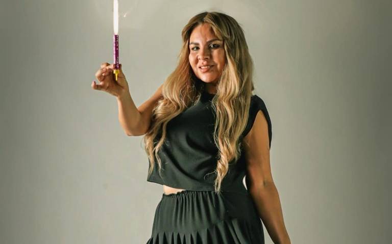 Destacando en el modelaje y como diseñadora Elda Bustamante - Diario ...