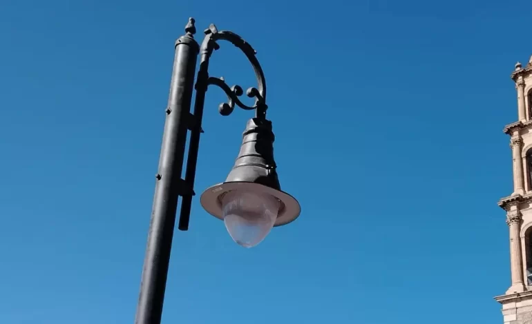 Iluminan 985 parques de Ciudad Juárez con luces LED