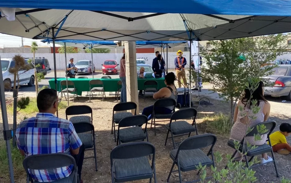 Acerca CFE módulo de atención a Moradas del Porvenir