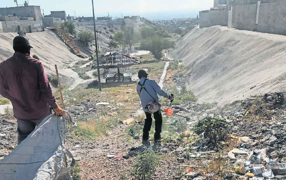 Sacan ‘brillo’ a parque en Los Ojitos