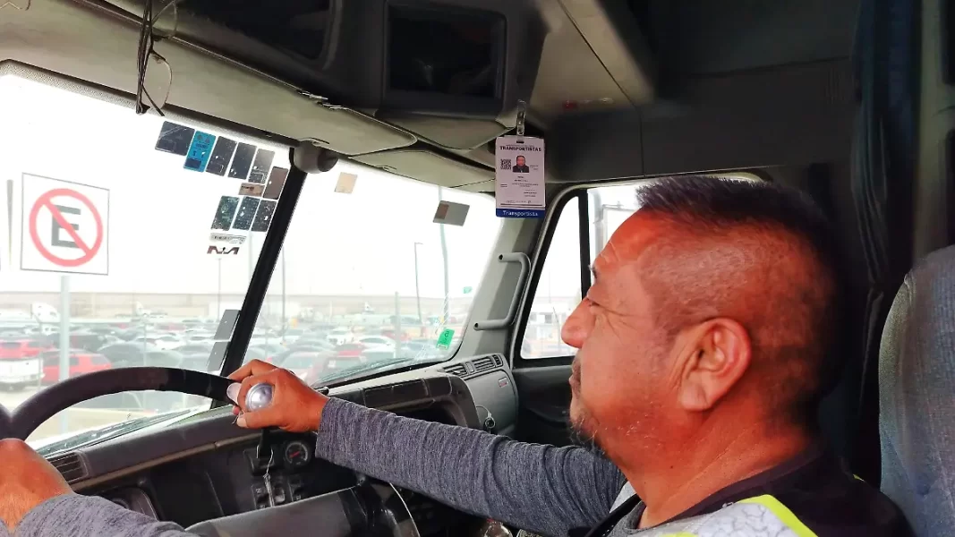 Auditará EU a empresas con choferes que no hablen inglés, señala Canacar