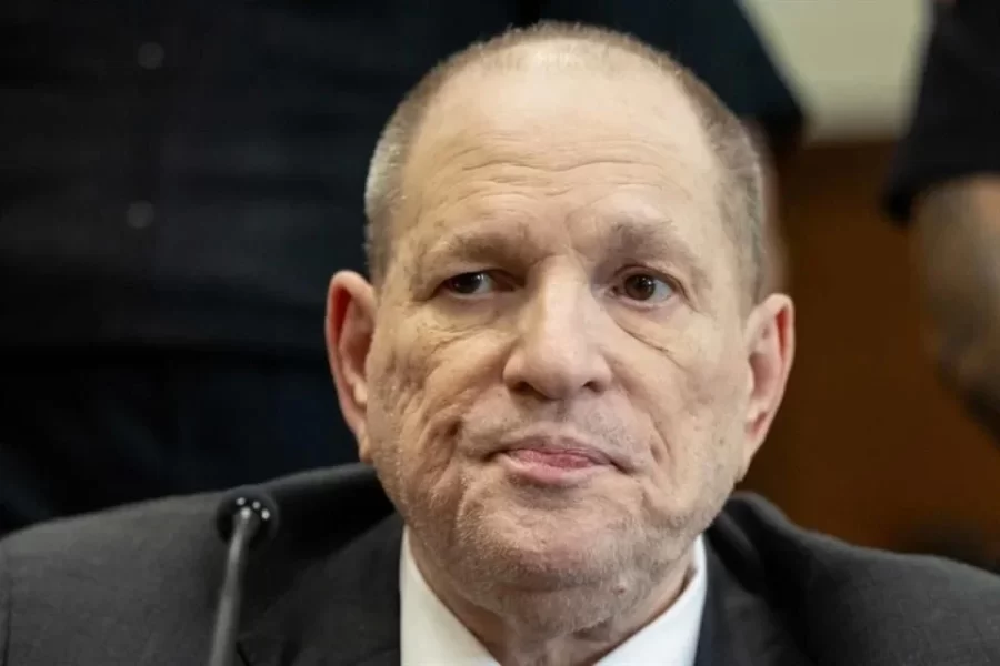 Juez declara juicio nulo por cargo de violación en caso de Weinstein