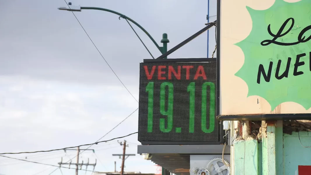 Dólar se mantiene en 19.10 a la venta; variaciones podrían ser de hasta 10 centavos