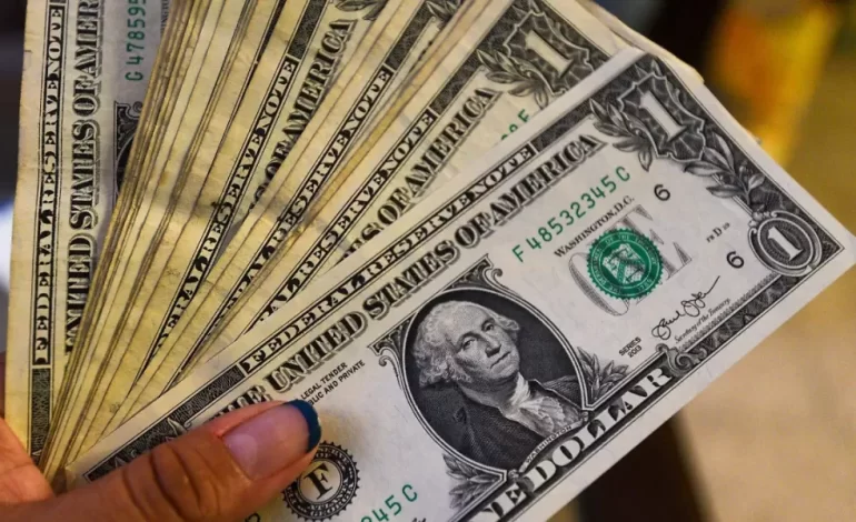 Dólar se mantiene en promedio en 19.00 pesos a la venta