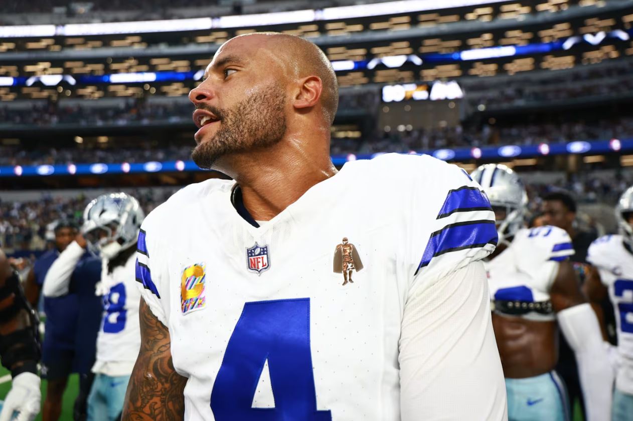 Dak Prescott rompió récord histórico de pases completos en Dallas