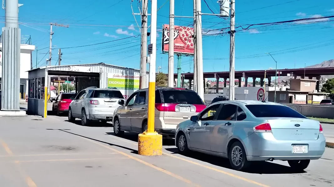 Aumenta afluencia en módulos de Verificación Vehicular en Juárez
