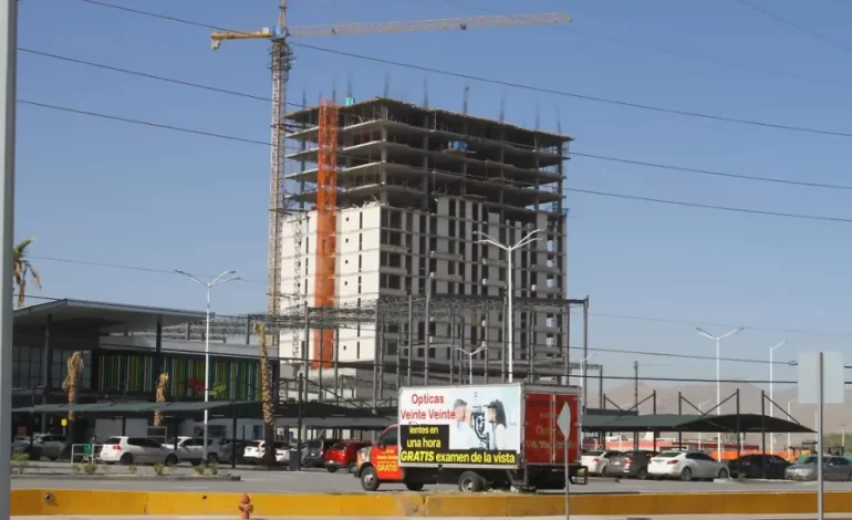 Vivienda vertical está dirigida a sectores de clase media y residencial alta, señala ex presidente de Colegio de Arquitectos