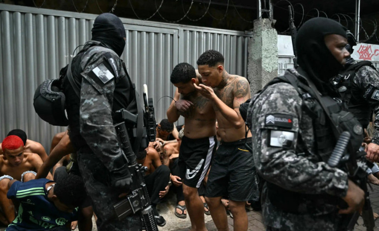 Un operativo contra narcotraficantes deja al menos 64 muertos en Río de Janeiro