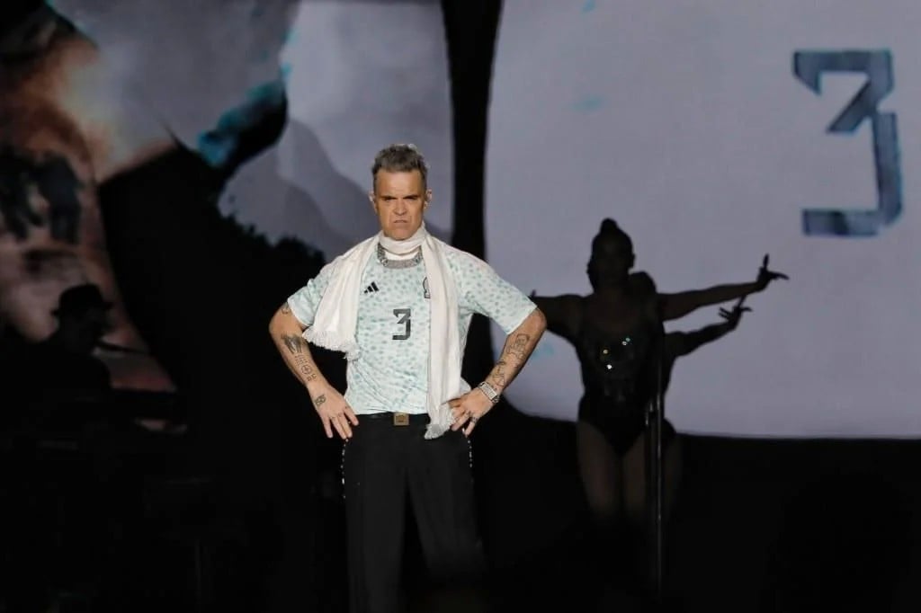 Cancela Robbie Williams concierto por alerta terrorista
