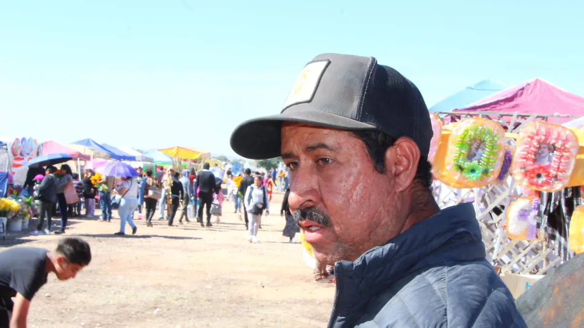 Floristas reportan hasta 60 por ciento menos ventas durante Día de Muertos