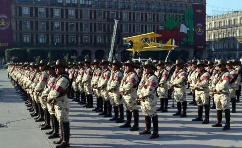 Acortan ruta de desfile, tras amago de Marcha Z