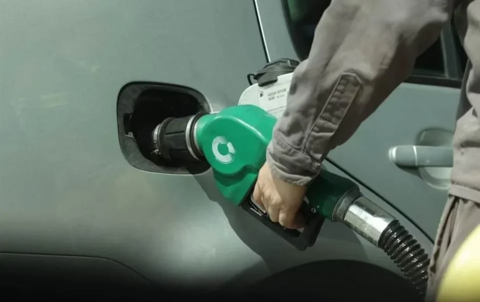 Ajusta Hacienda IEPS a gasolinas por inflación