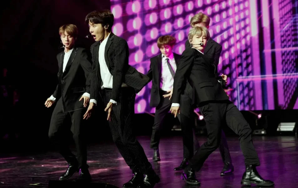 Alcanzan boletos de BTS en reventa hasta los ¡130 mil pesos!