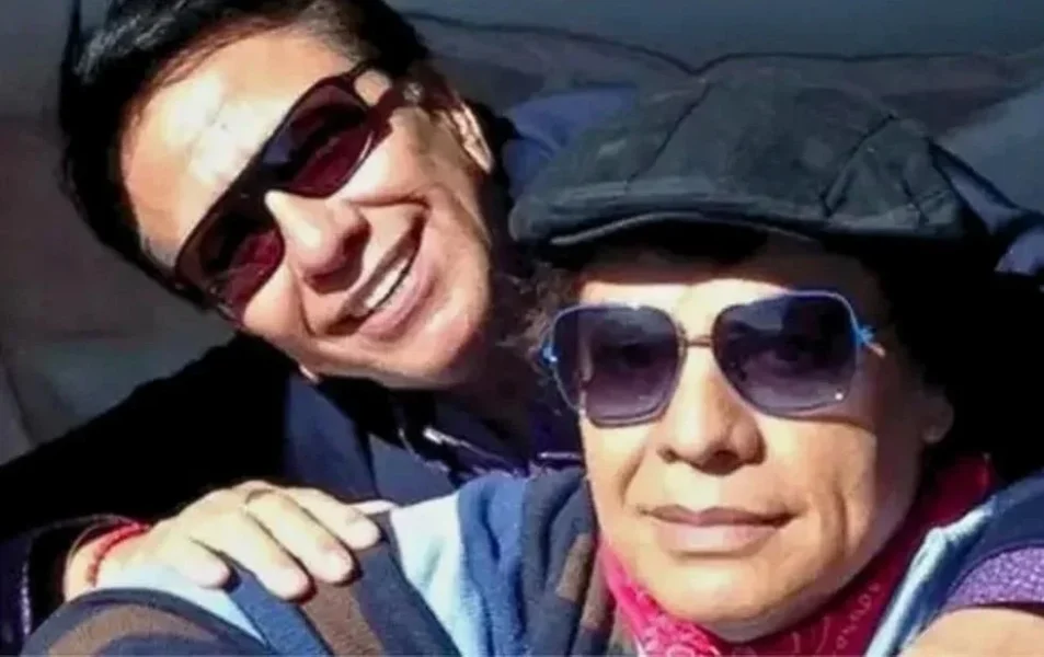 Honra la memoria de Juan Gabriel y Jesús Salas