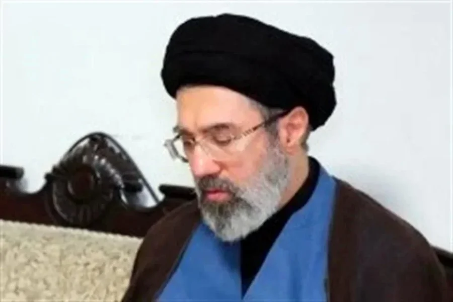 Reportan que hijo de Jamenei fue electo líder de Irán