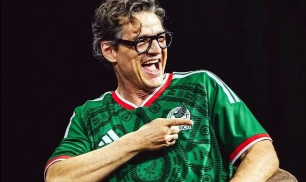  Ve Pedro Pascal a México como campeón del Mundial