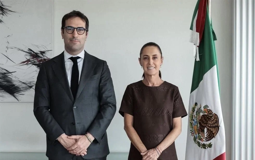 Recibe CSP a Vicepresidente español