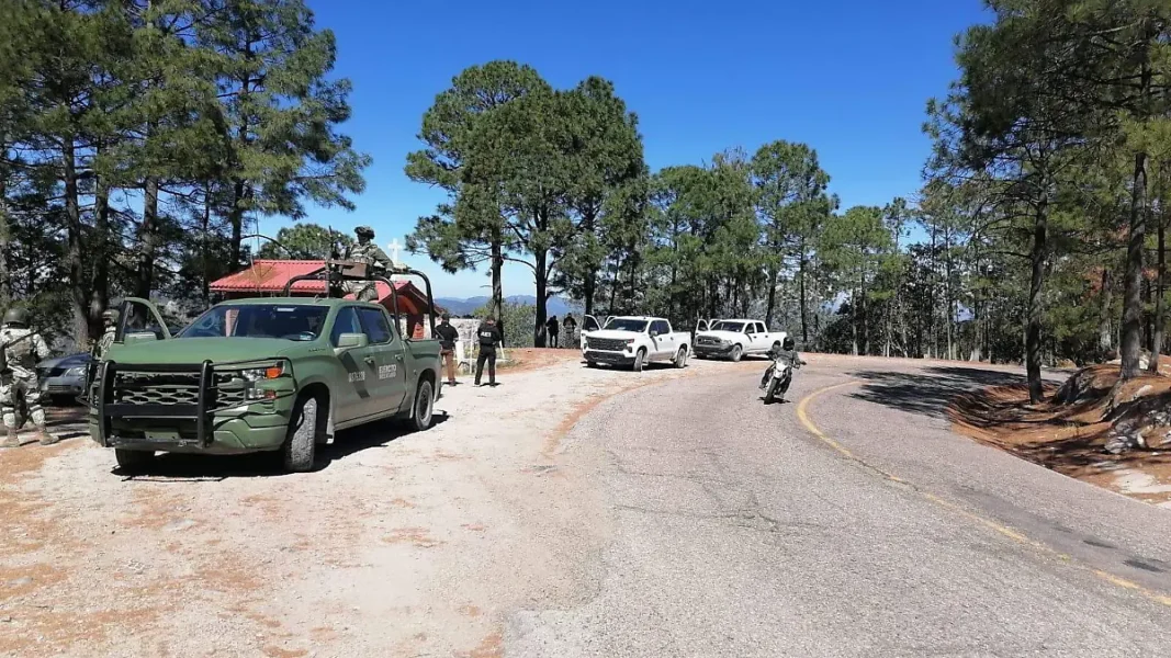 Guadalupe y Calvo bajo asedio: en cinco días se registraron 10 asesinatos, ataques con drones y viviendas incendiadas