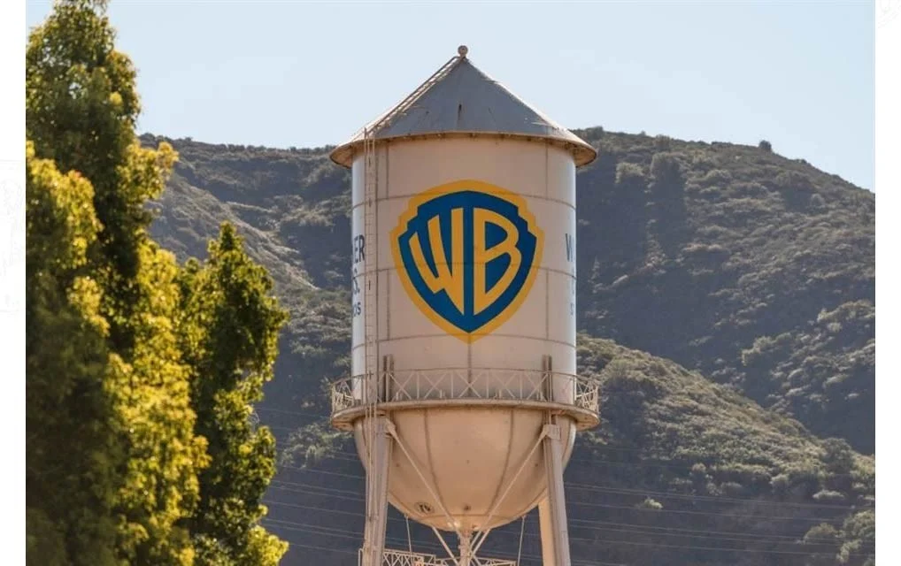 Demandan en EU para frenar compra de Warner por Paramount