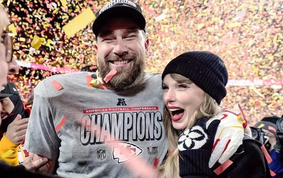Viven Taylor Swift y Travis Kelce su ‘Love Story’