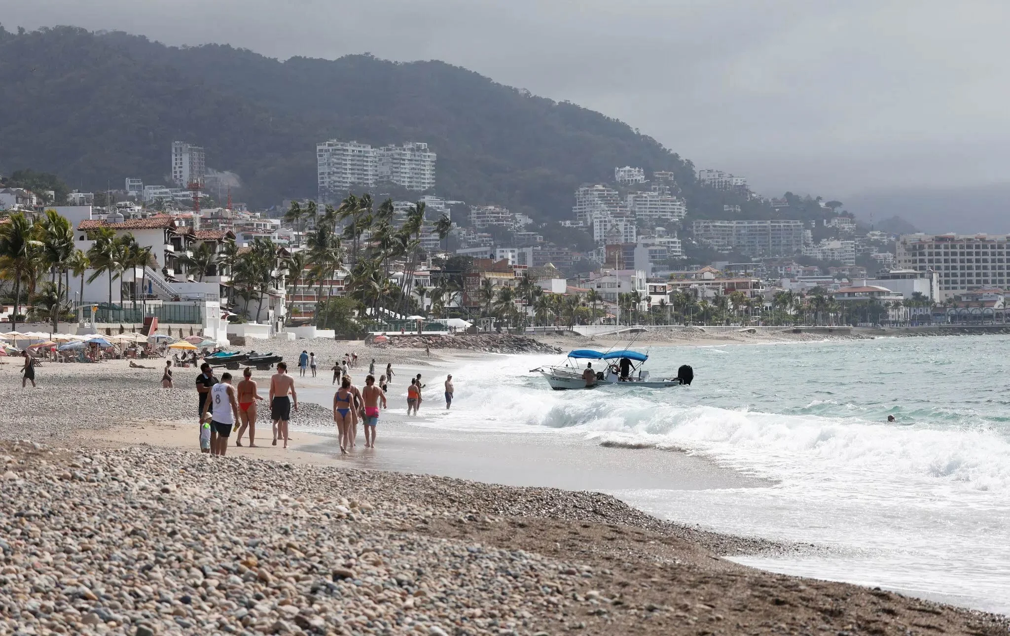 Turista muere tras ser atacado por un cocodrilo en Puerto Vallarta