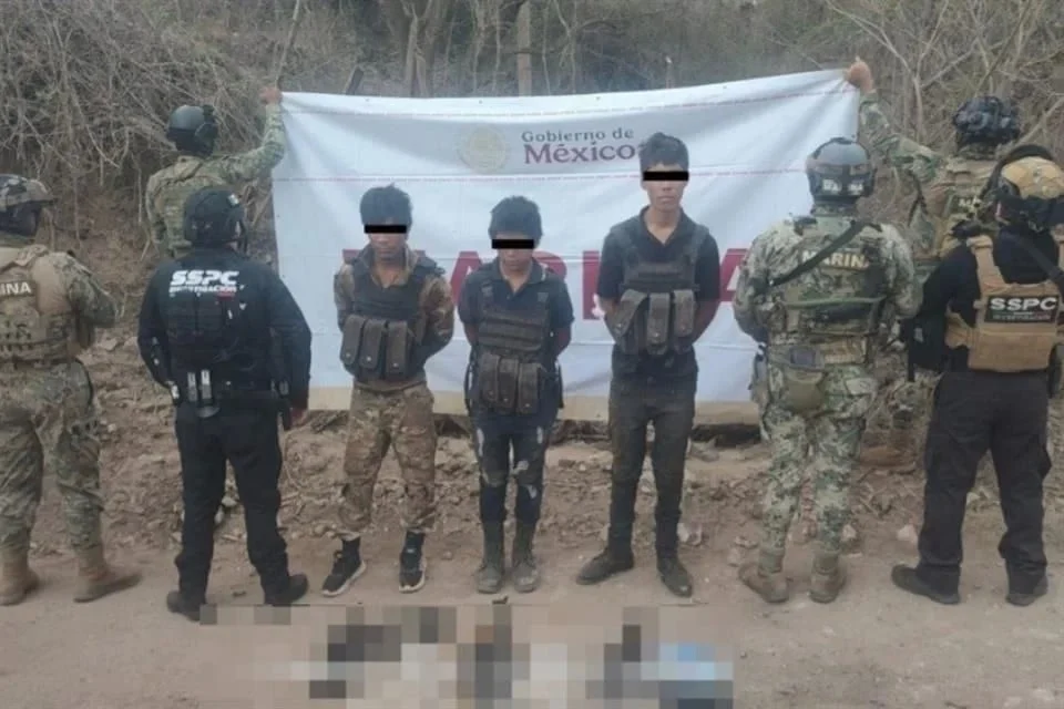 Aseguran explosivos y armas de ‘Los Chapitos’ en Sinaloa