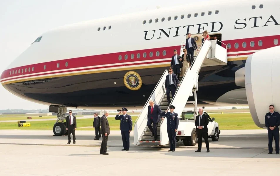 Analiza Trump con Gabinete intensificar ofensiva contra Irán