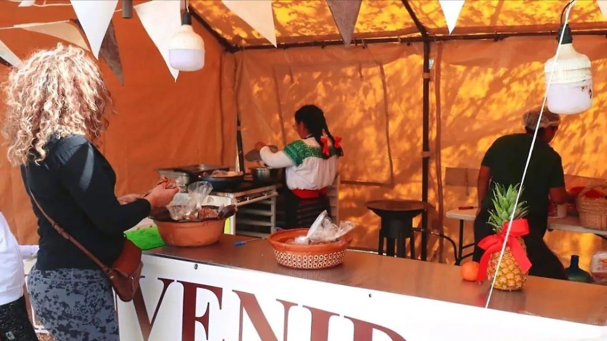 Impulsan a 50 emprendedores migrantes con negocios de alimentos en Ciudad Juárez