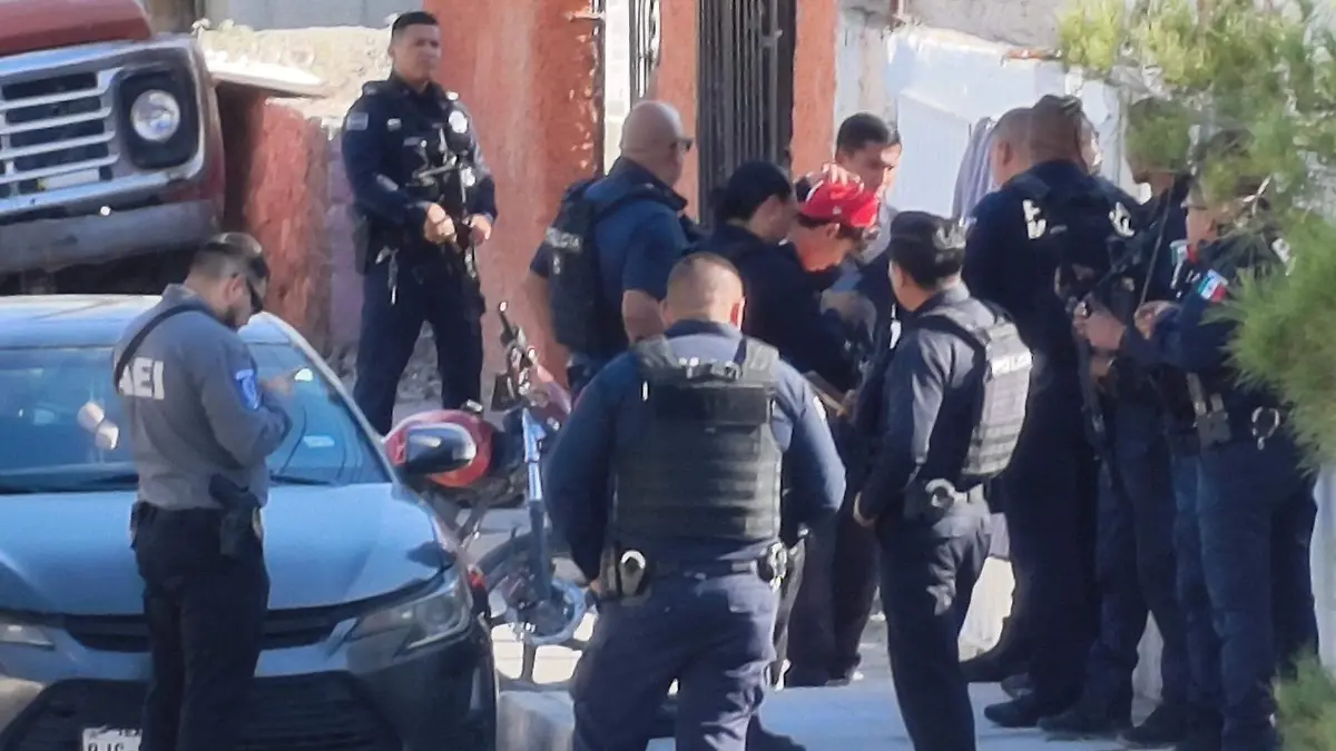 Identifican a lesionado de bala en la colonia Gustavo Díaz Ordaz; detienen a tres