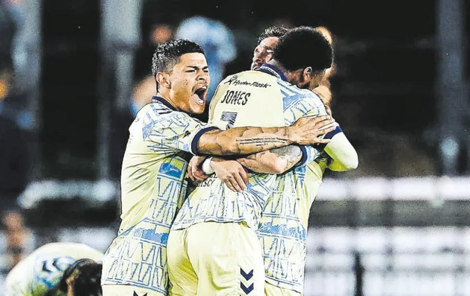 Busca Locomotive quinto triunfo al hilo