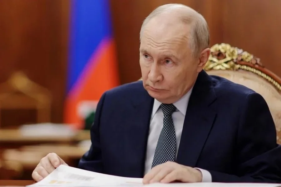 Afirman que Rusia ve debilitado a EU por guerra con Irán