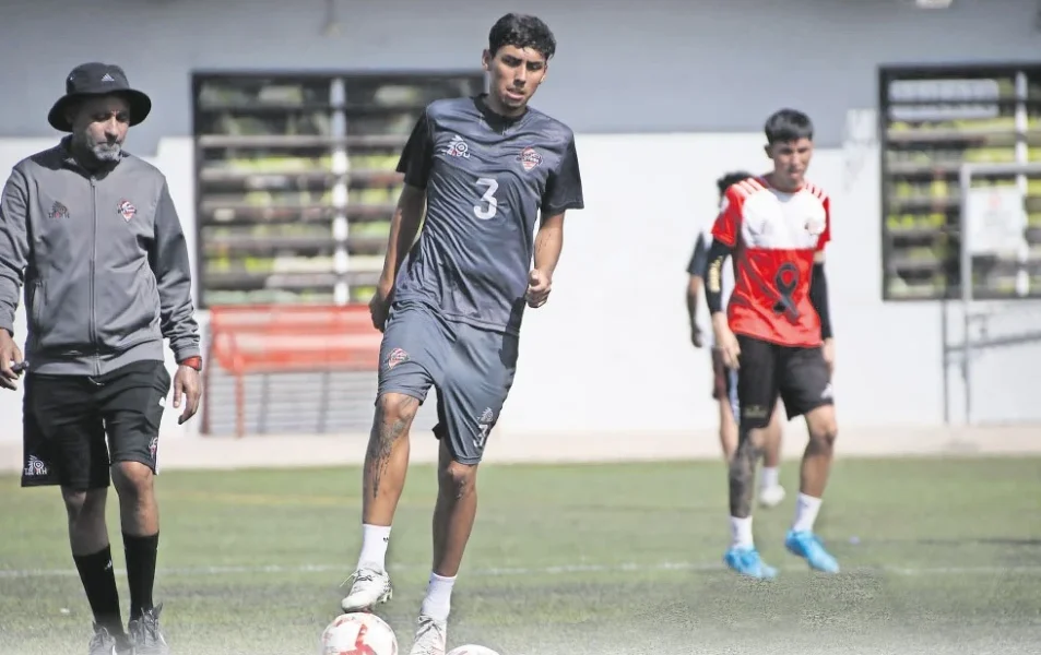 La Tribu golea 4-0 a Zapotlanejo en la Liga Premier A