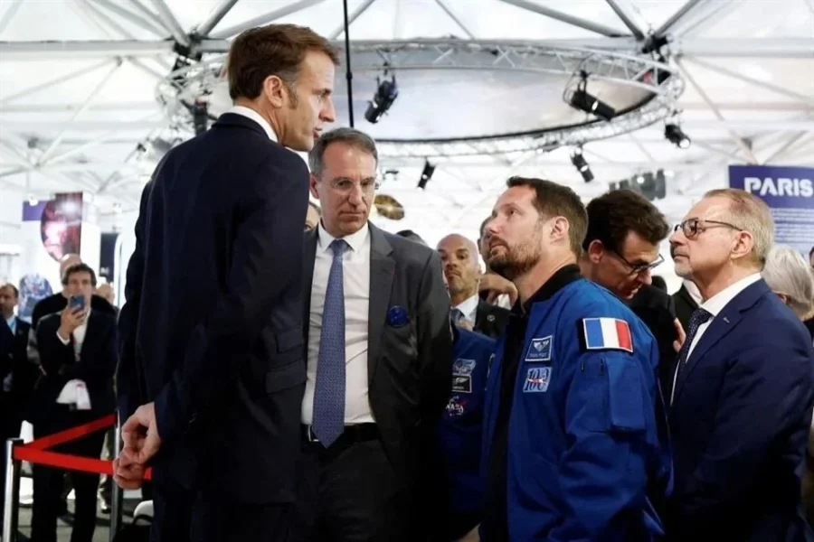 Presiona EU a firmas espaciales para no ir a cumbre en París