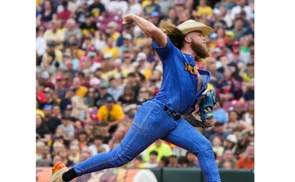 El Banana Ball vuelve a El Paso