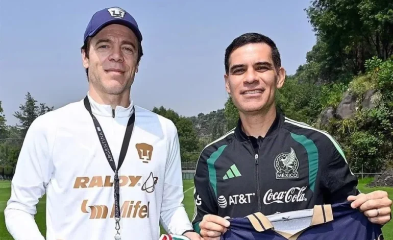 Rafa Márquez aparece en la práctica de Pumas