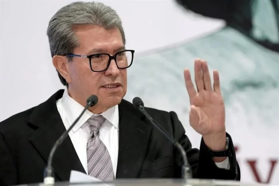Pide Monreal a Maru ser ‘moderada y prudente’