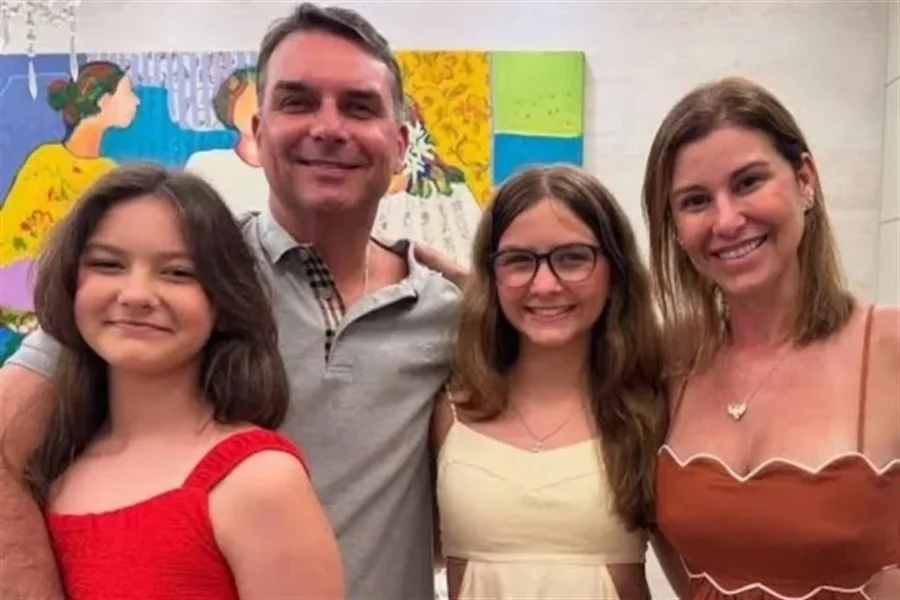 Otorgará EU visas a Bolsonaro y su familia, según reportes